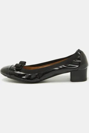 Salvatore Ferragamo Patent Leather Vara Bow Block Heel Pumps Size 39.5