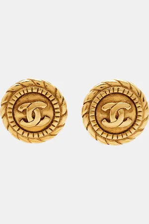 CHANEL CC Tone Round Clip-on Stud Earrings