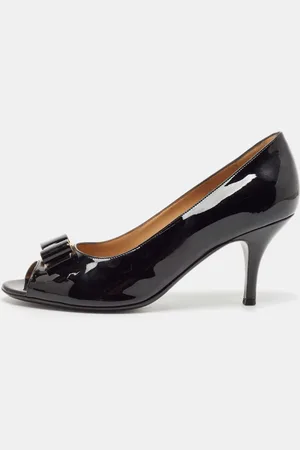 Salvatore Ferragamo Patent Leather Vara Bow Peep Toe Pumps Size 38