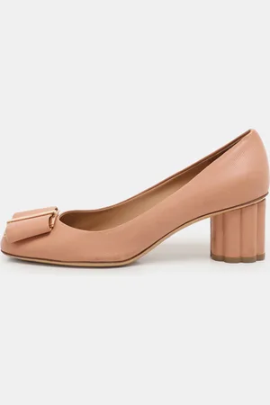 Salvatore Ferragamo Leather Flower Heels Bow Pumps Size 37