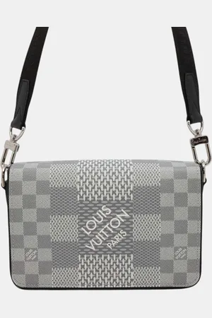 LOUIS VUITTON Damier Graphite 3D Studio Messenger Antarctica Bag