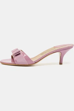 Salvatore Ferragamo Lavender Patent Leather Vara Bow Slide Sandals Size 38