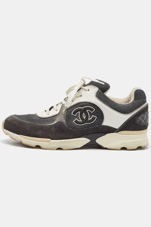 CHANEL /White Canvas And Suede CC Logo Lace Up Sneakers Size 42
