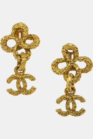 CHANEL Pleated Dangle Earrings
