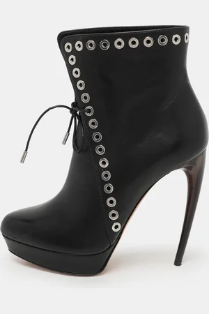 Alexander McQueen Leather Eyelet Trim Curve Heel Ankle Boots Size 37