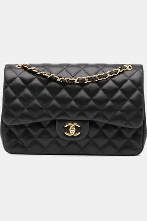 CHANEL Lambskin Jumbo Classic Double Flap Bag