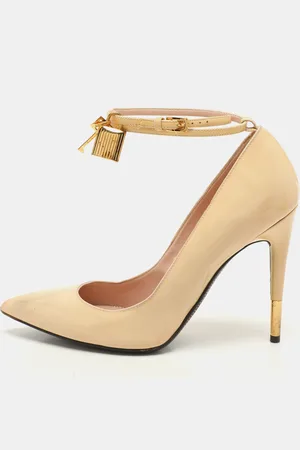 Tom Ford Light Patent Leather Padlock Pumps Size 39.5