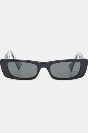 Gucci GG0516S Interlocking G Rectangle Sunglasses