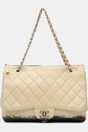 CHANEL Maxi Quilted Calfskin Blizzard Zip Top Flap Bag