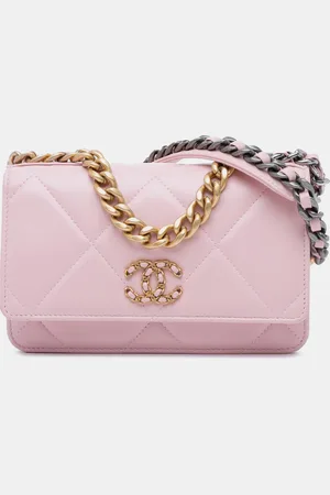 CHANEL Quilted Lambskin 19 Wallet on Chain
