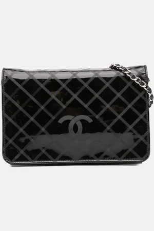 CHANEL CC Patent Diamond Wallet On Chain
