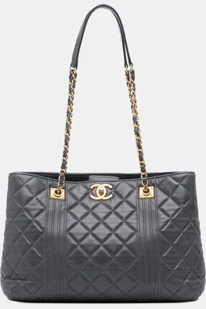 CHANEL CC Quilted Lambskin Pin Tuck Tote