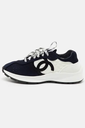 CHANEL /White Suede and Fabric CC Logo Low Top Sneakers Size 39