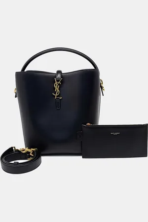 Saint Laurent Leather LE37 Cassandra bucket bag