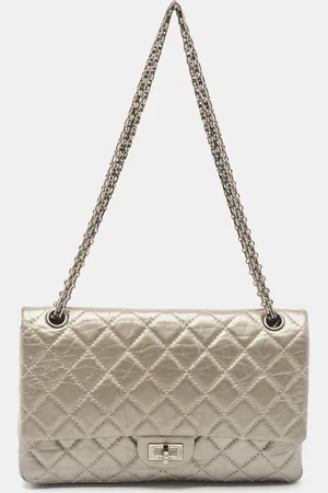 CHANEL Quilted Aged Leather 226 Reissue 2.55 Flap Bag
