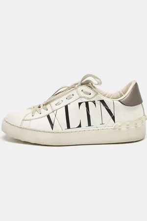 VALENTINO Leather Rockstud Low Top Sneakers Size 37