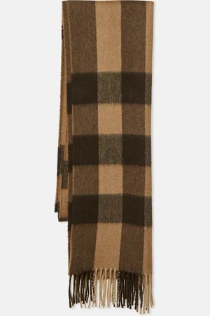 Burberry Giant Checked Cashmere Stole