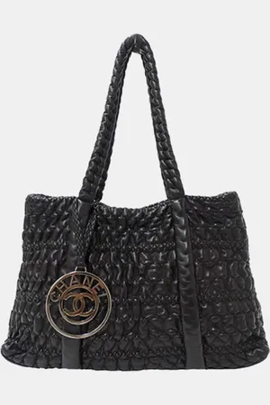 CHANEL Lambskin Leather Bubble Quilt Handbag