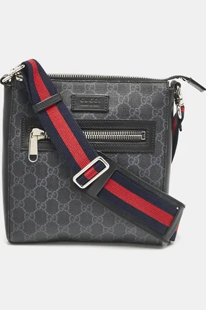 Gucci GG Supreme Canvas Small Messenger Bag