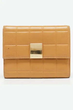 CHANEL Bar Quilted Leather Trifold Wallet