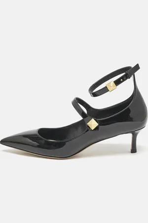 VALENTINO Patent Leather Rockstud Ankle Strap Pointed Toe Pumps Size 40