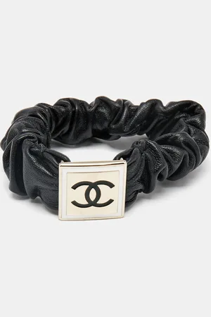 CHANEL CC Enamel Leather Tone Hair Grip