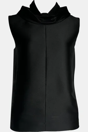 Céline Sleeveless Top with Ruffled Collar