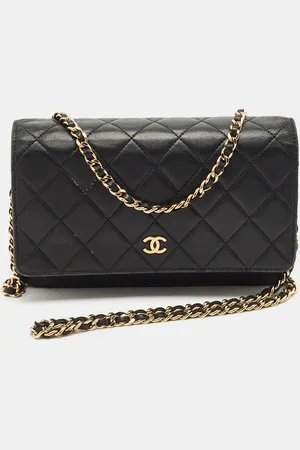 CHANEL Quilted Leather CC Wallet On Chain