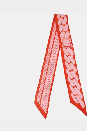 Hermès /Rose Printed Silk Clic C