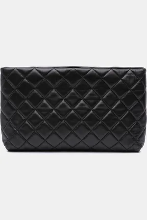 CHANEL Quilted Lambskin Kiss Lock Clutch