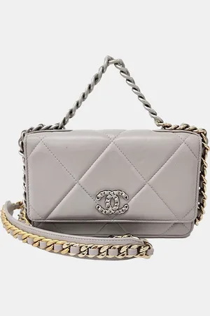 CHANEL Leather WOC 19 Mini crossbody Bag