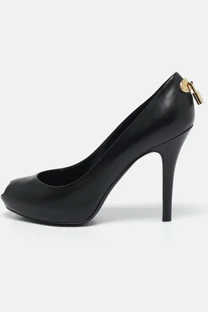 LOUIS VUITTON Leather Oh Really! Pumps Size 38