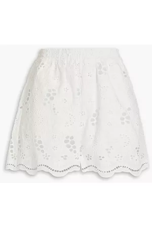Stella Nova Women Shorts - Krista scalloped broderie anglaise cotton shorts - White