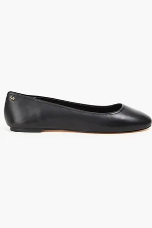 Stuart Weitzman Nadine leather ballet flats
