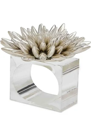 Kim Seybert Stellar Napkin Ring In | The Deal Outlet