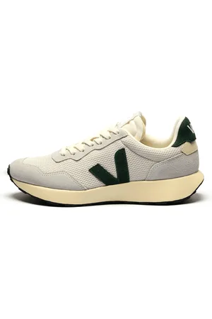 Veja /item/g:title