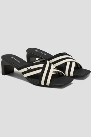vivaia Square-Toe Block Heel Criss-Cross Sandal (Jennifer）