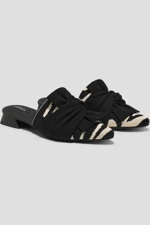 vivaia Pointed-Toe Knot Sandals (Yaffa Pro)
