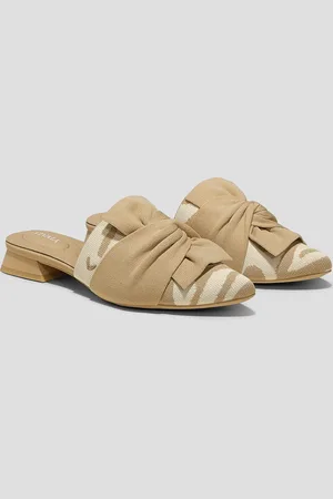 vivaia Pointed-Toe Knot Sandals (Yaffa Pro)