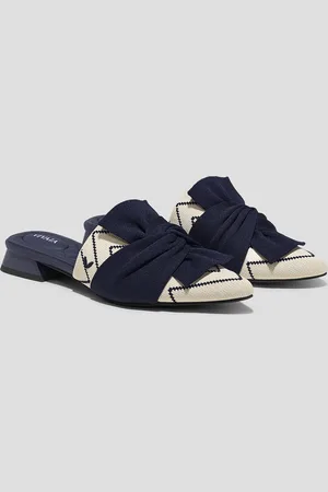 vivaia Pointed-Toe Knot Sandals (Yaffa Pro)