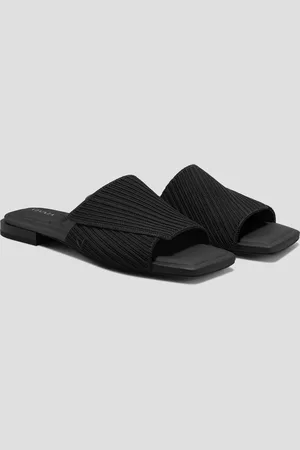 vivaia Streamline Slide Sandals (Maeve)