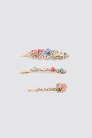 Zara Pack of floral hair clips